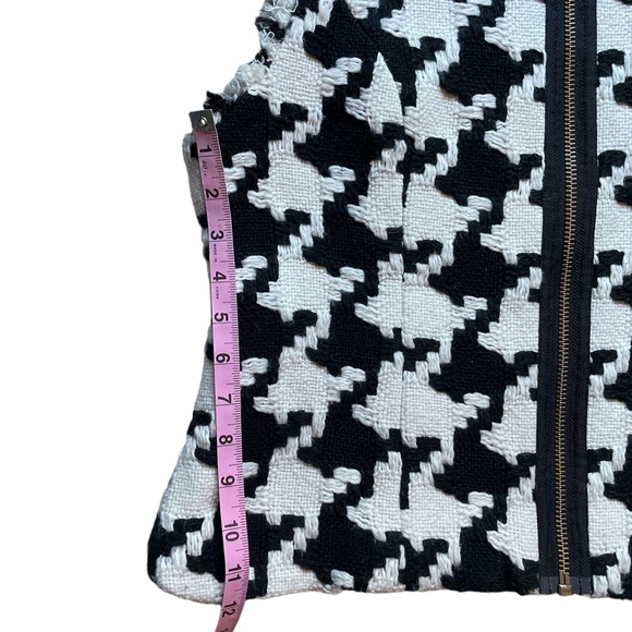 Cabi Houndstooth Zip Up Vest Size Large - Picture 9 of 10